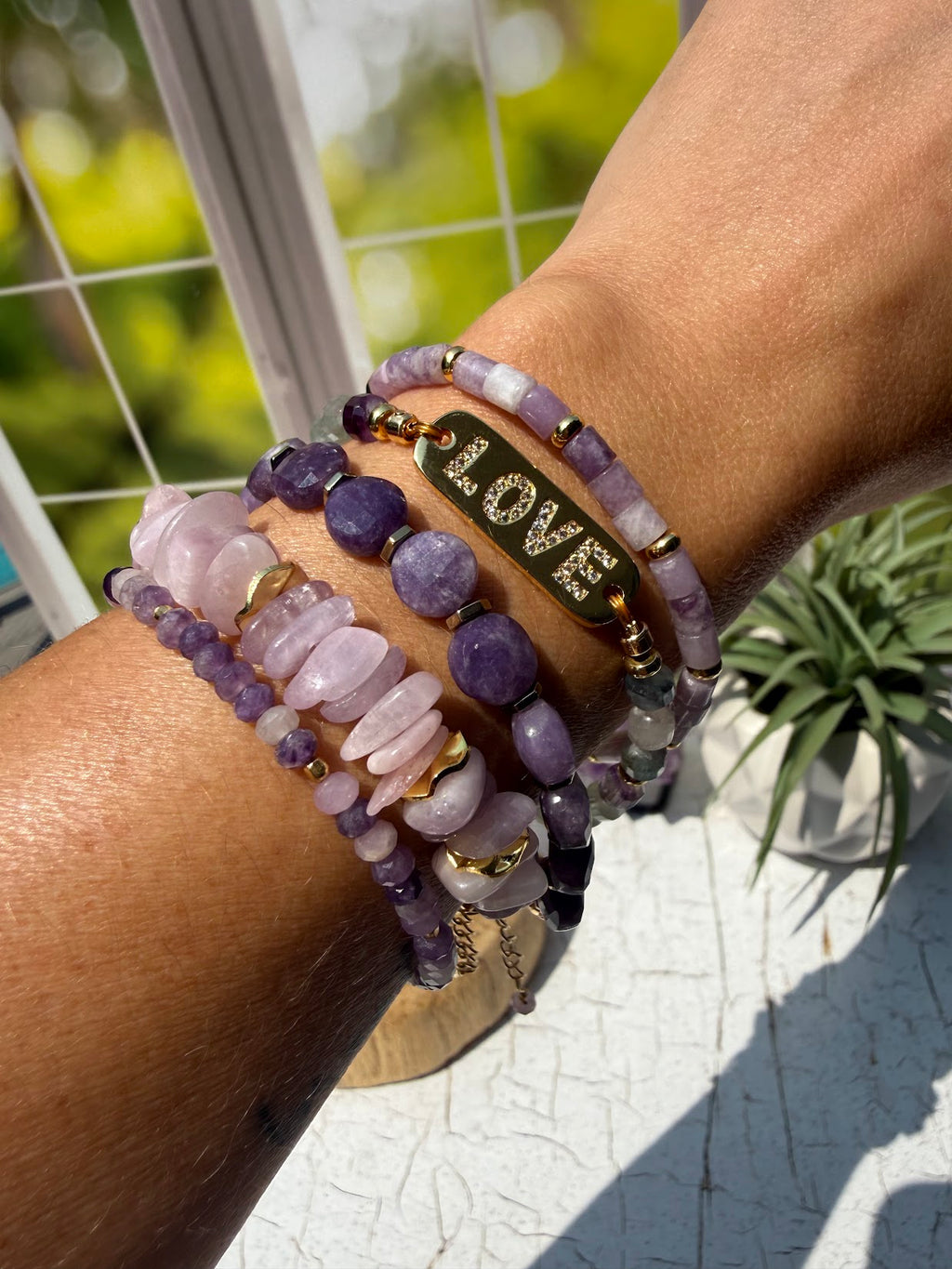 Lavender Dusk Bracelet – Lepidolite & Gold