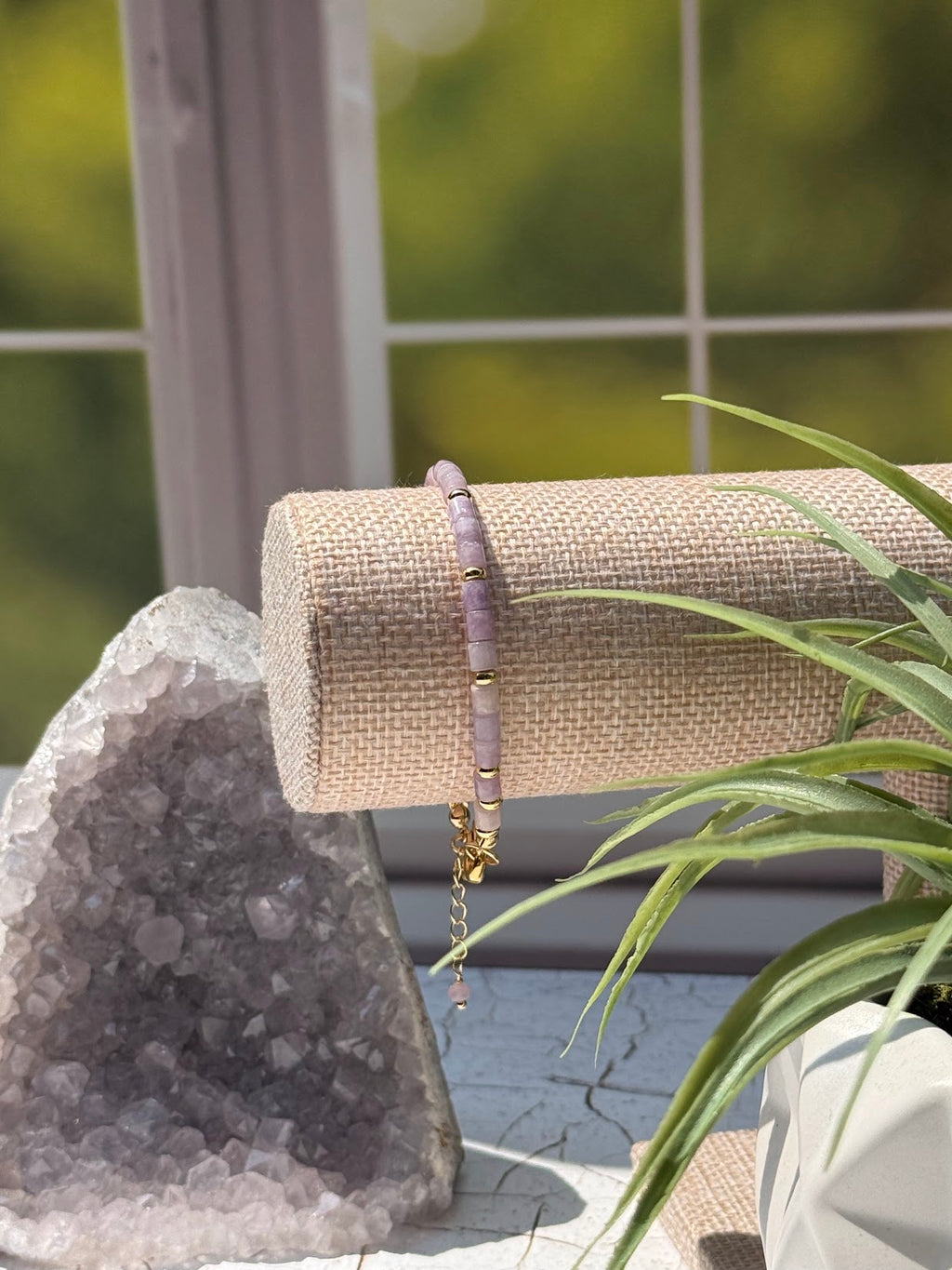 Quiet Mind Bracelet – Lepidolite & Gold
