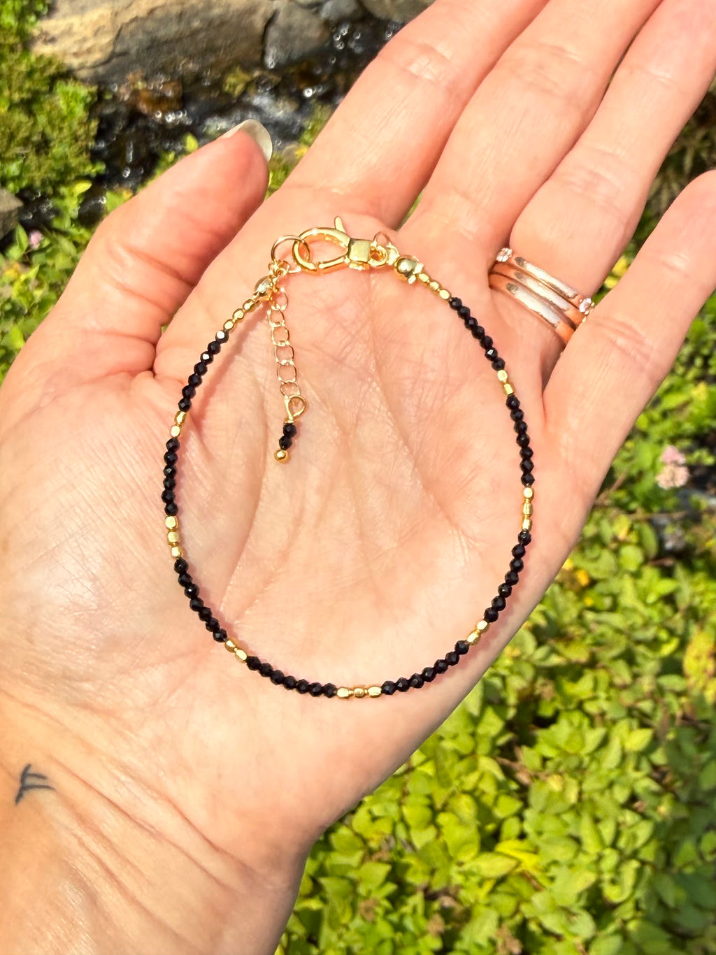 The Quiet Confidence – Black Spinel & Gold Hematite Bracelet