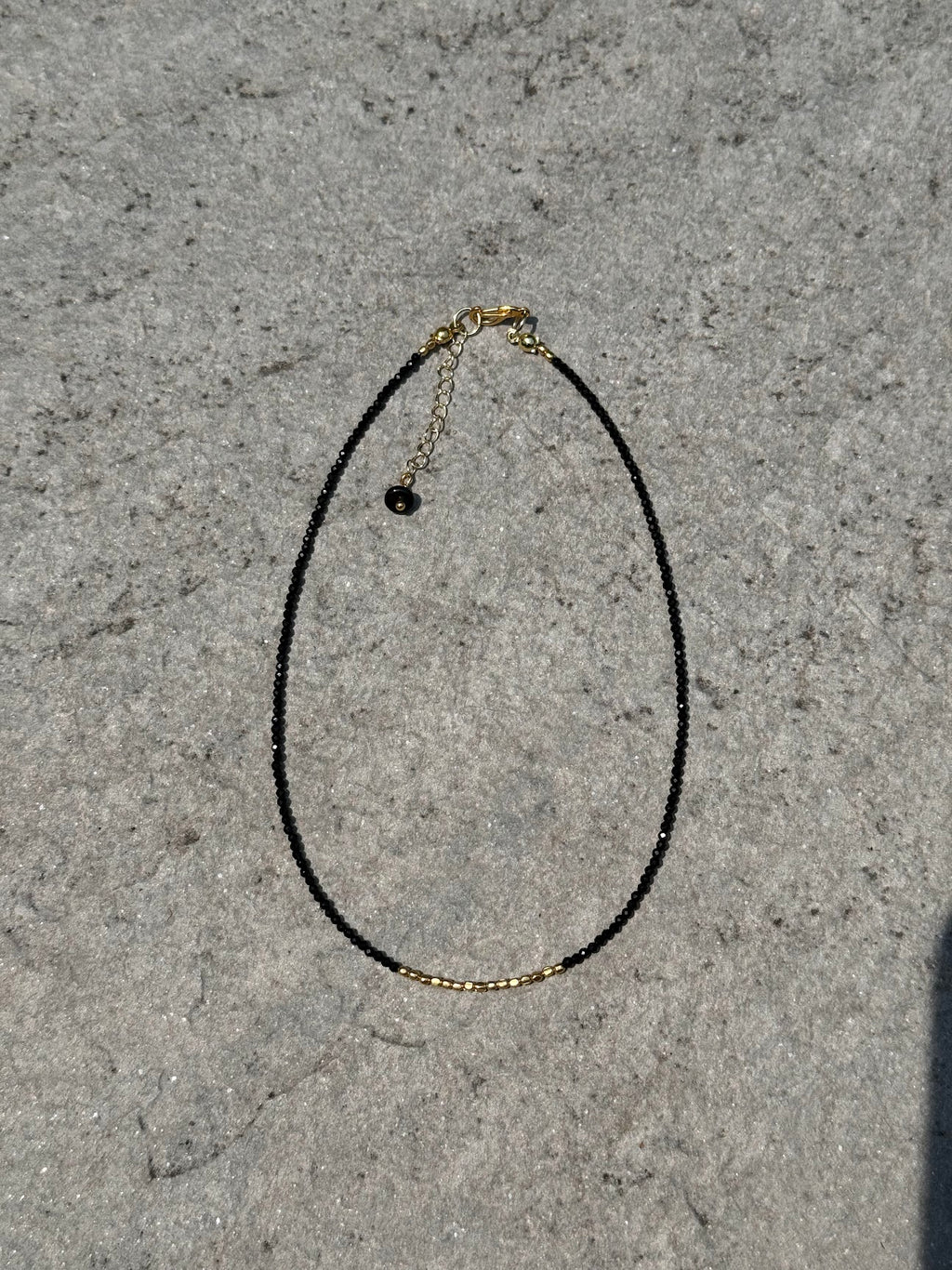 The Quiet Confidence Choker