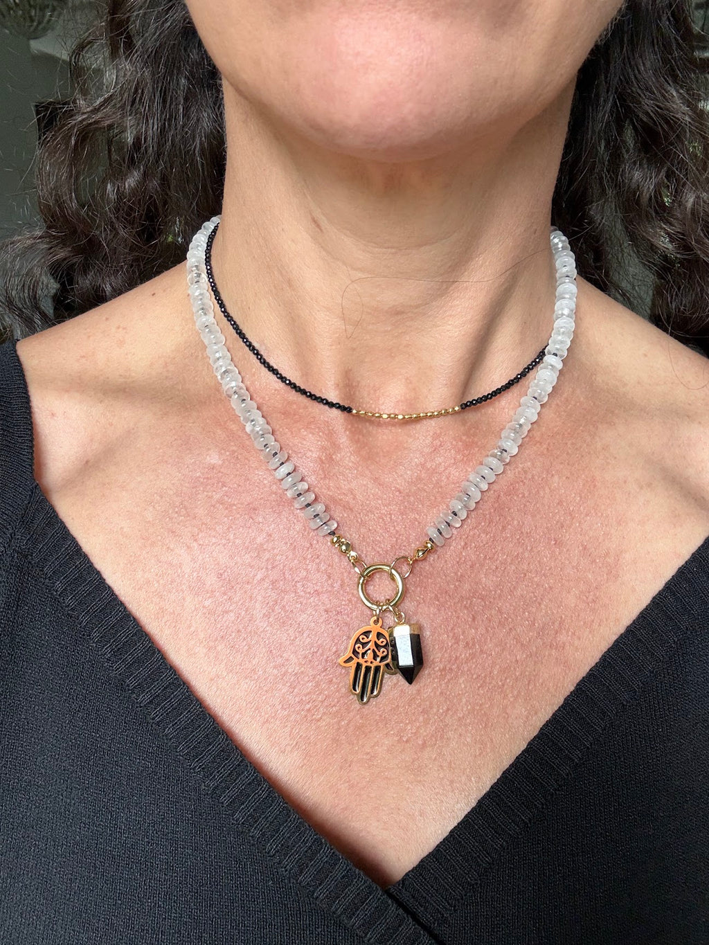 The Quiet Confidence Choker